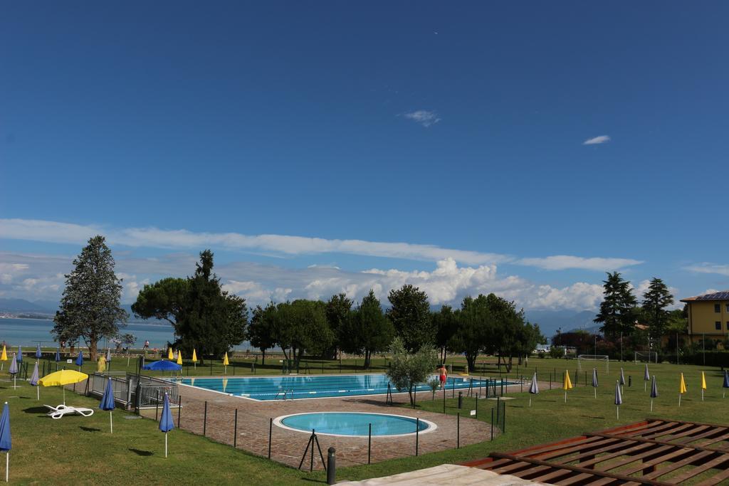 Campeggio del Garda Peschiera del Garda Esterno foto